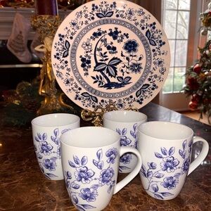 Blue and white mugs Paula Deen set of 4